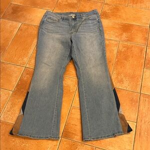 DG2 by Diane Gilman bell bottom jeans size 16